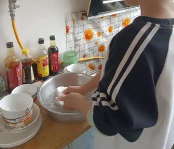 邵东帮妈妈做家务的收获有哪些？